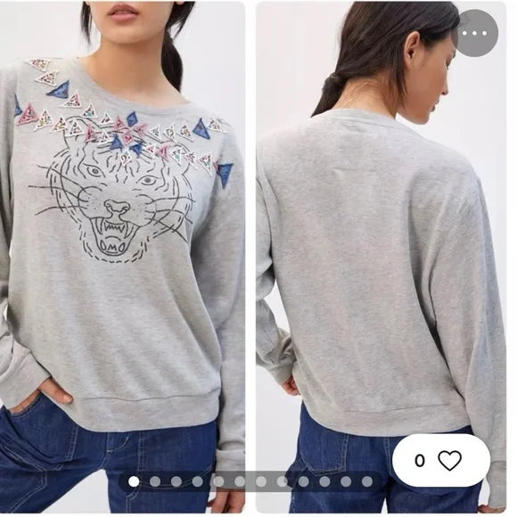 Gray Graphic Women’s Sweater - Picture 1 of 8